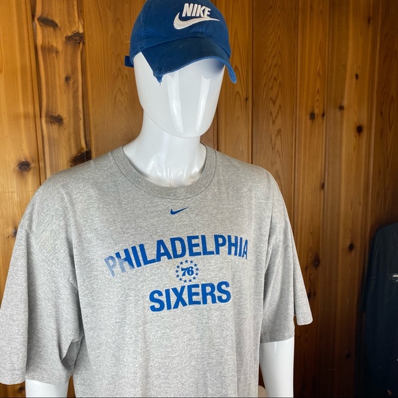 VTG Nike Team Philadelphia 76ers XXL 1977 T-Shirt - Picture 4 of 12